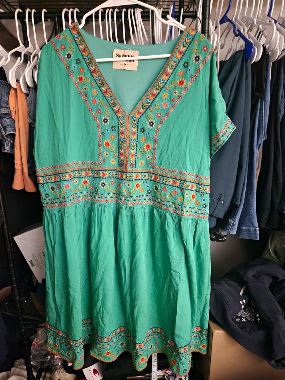 Savanna Jane 2X Green Embroidered Floral V-Neck Short Sleeve A-Line Dress